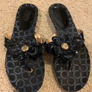 Like new Coach flip flop sandals